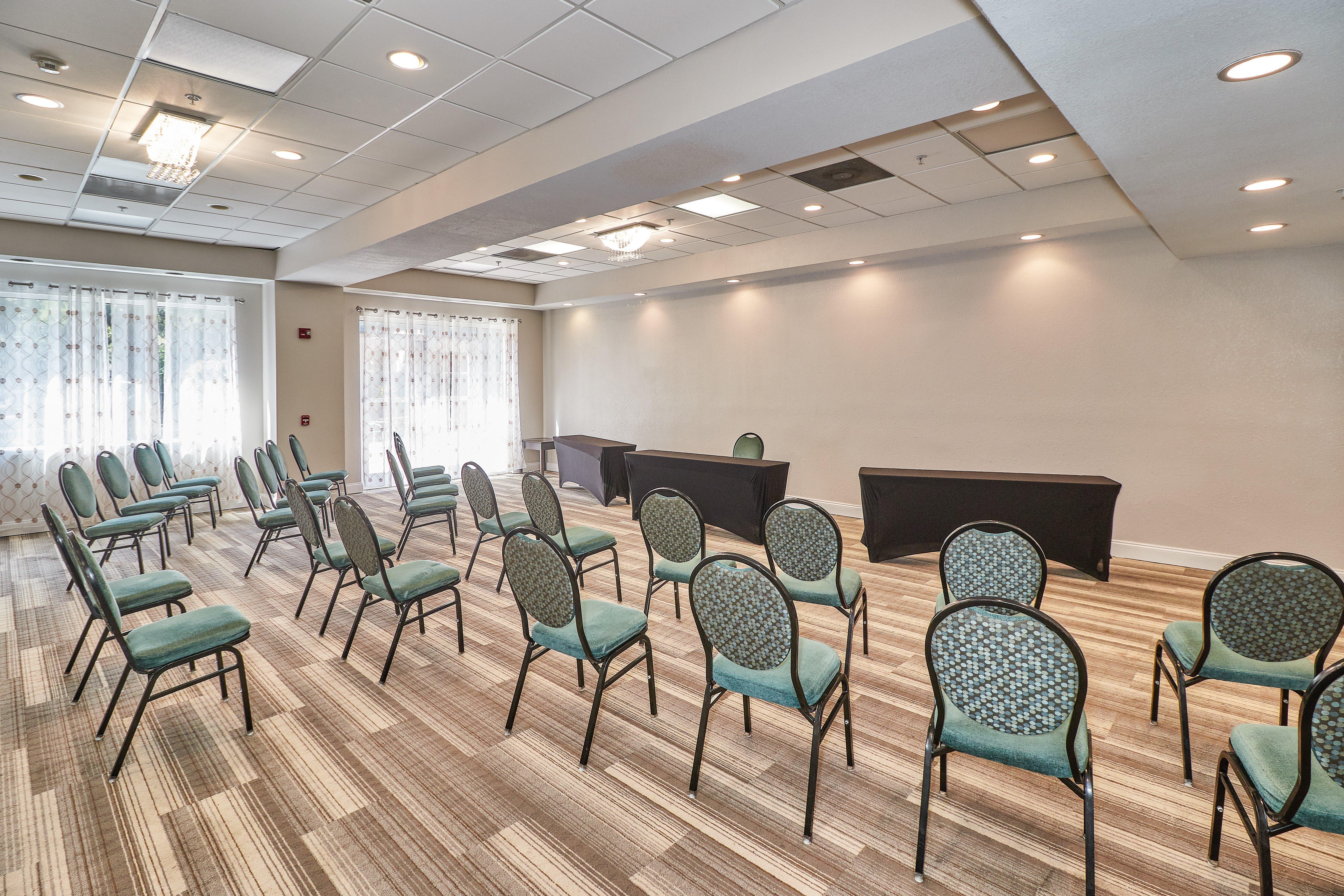 Holiday Inn Express Hotel & Suites Clearwater Us 19 North By Ihg Bagian luar foto
