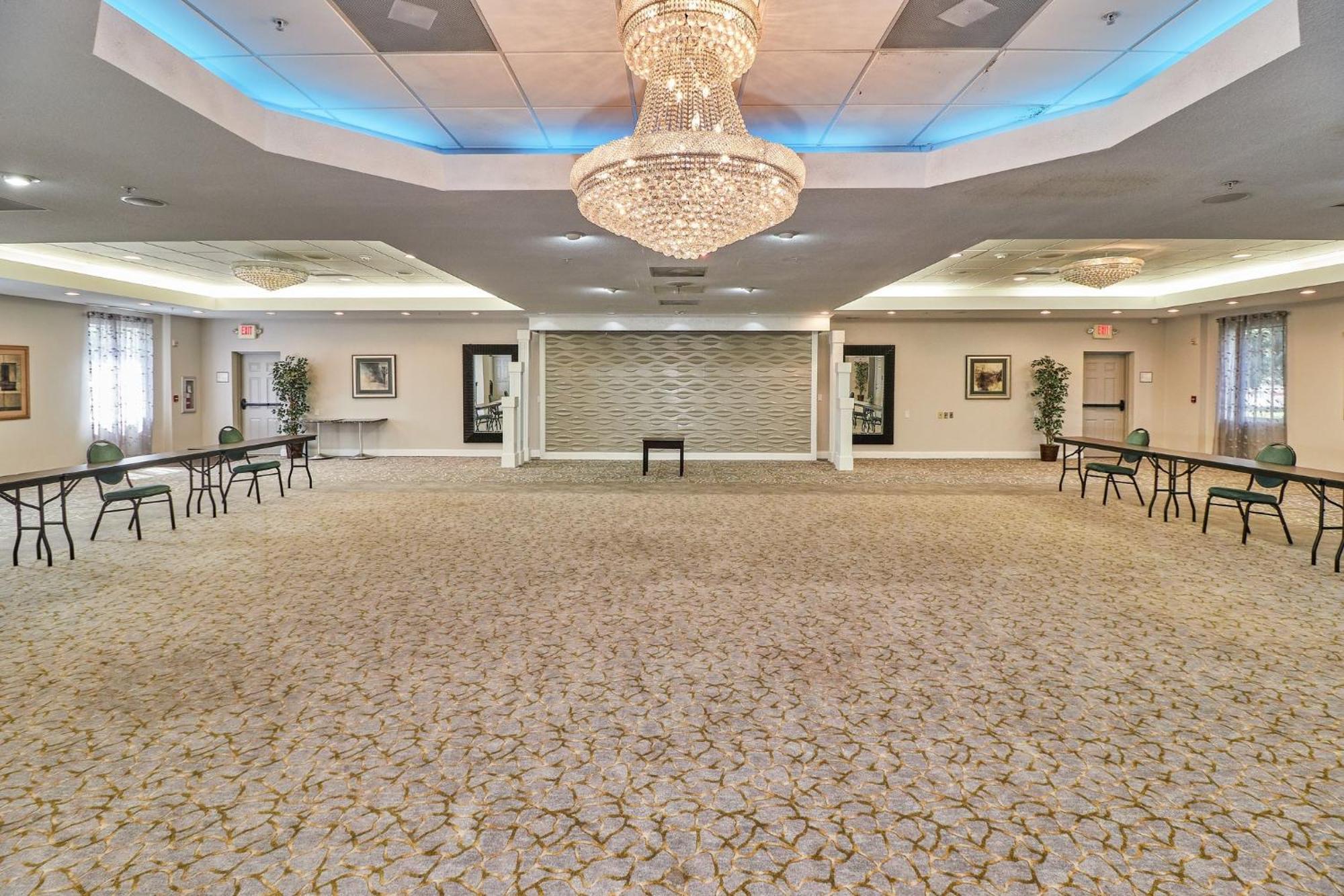 Holiday Inn Express Hotel & Suites Clearwater Us 19 North By Ihg Bagian luar foto